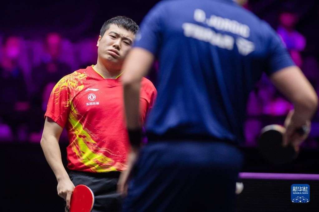 充满热情的 充满热情的