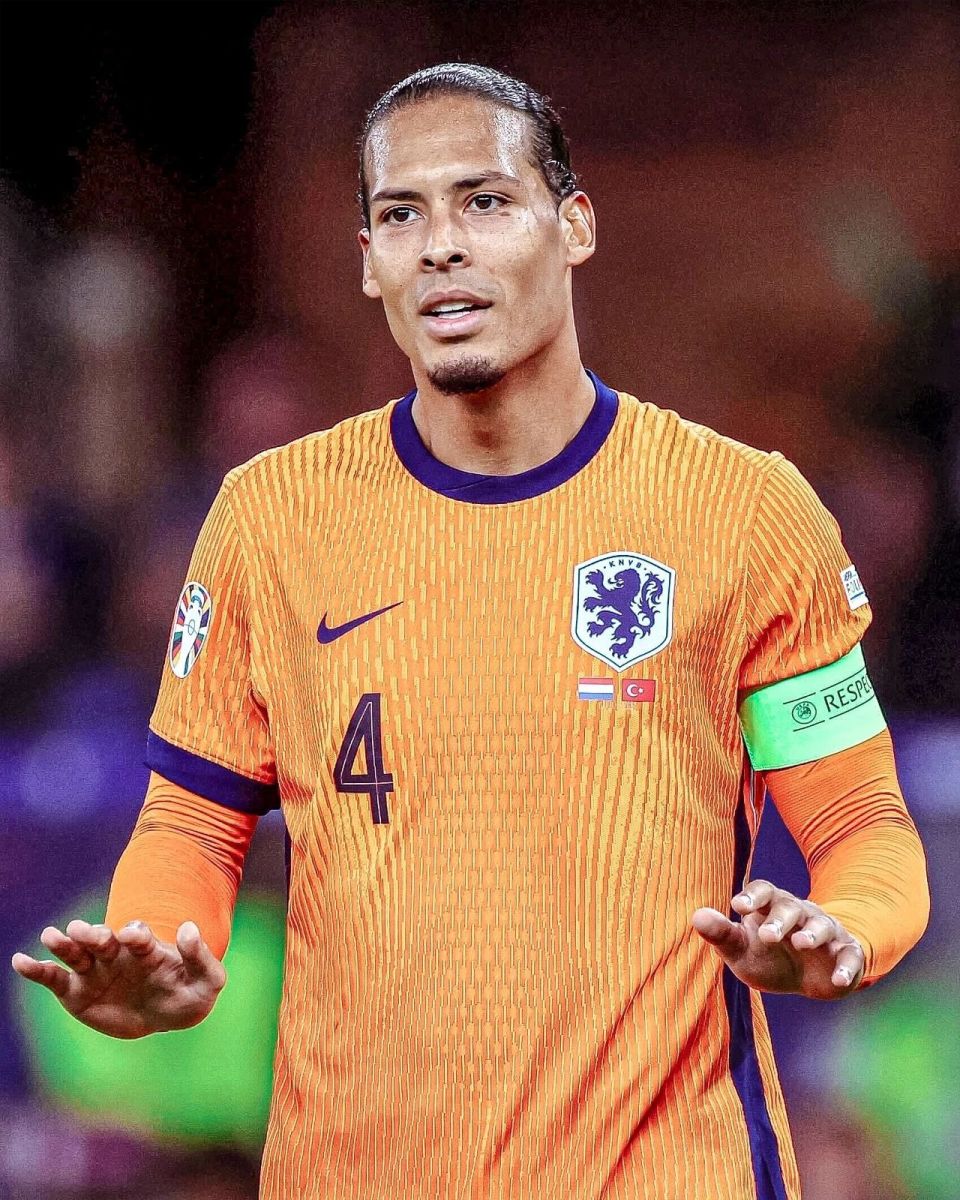 典礼表现出 典礼表现出