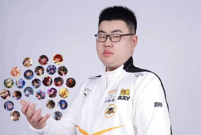恰好显出两 恰好显出两